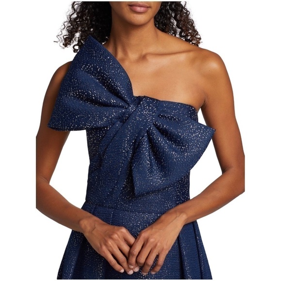 Teri Jon By Rickie Freeman Asymmetric Bow Metallic Sparkle Jacquard Maxi Gown - Picture 8 of 13